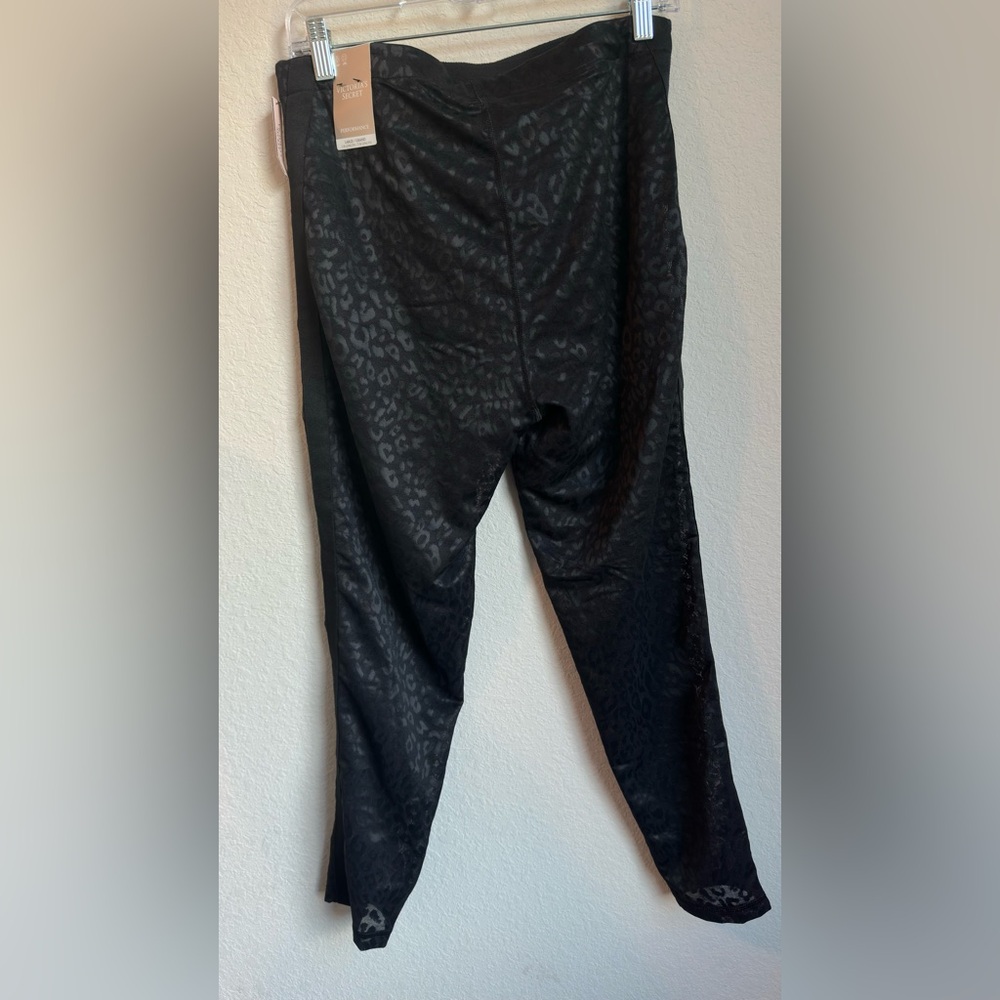 Victoria’s Secret Performing Black Leopard Size Large Print High Waisted Tight - Picture 4 of 11